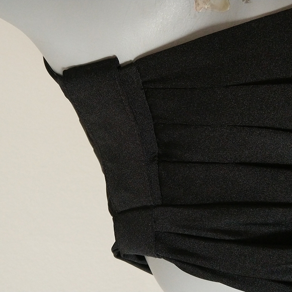 Black Half Bondage Full Zip Dress - Picture 4 of 6